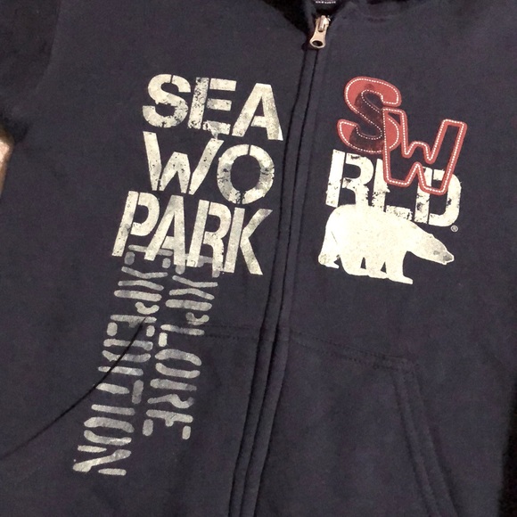 🧜🏼‍♀️3 for $15 item!🧜🏼‍♀️ sea world park full zip hoodie - Picture 2 of 3